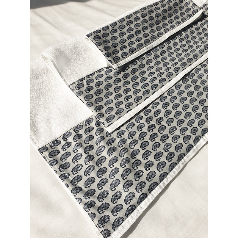 Black Kashmir Full Bed set