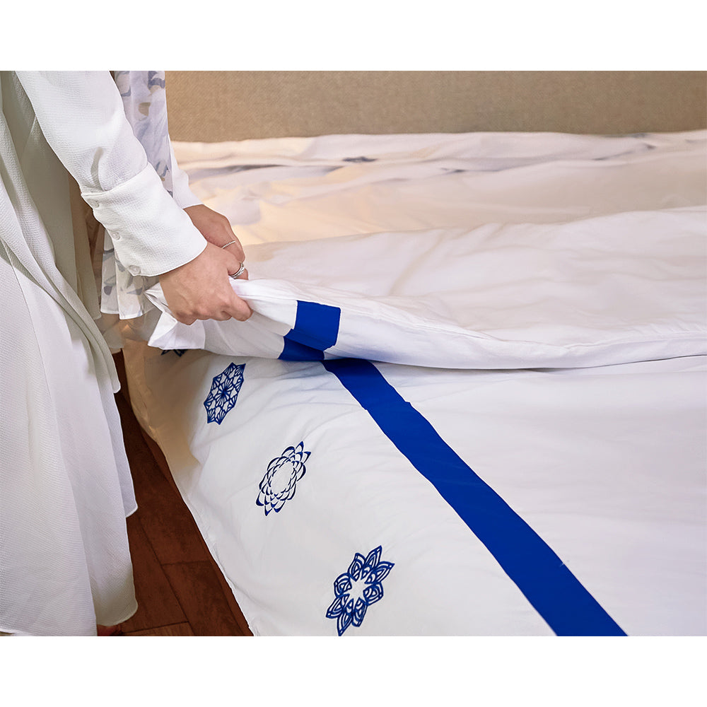 Embroidered blue mandala Full Bed set