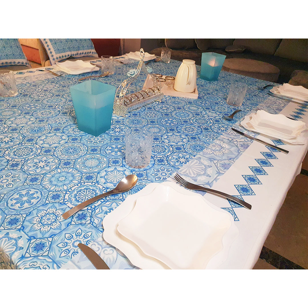 Light blue Rectangular Table cloth