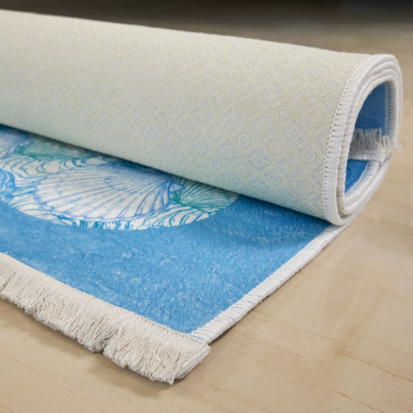 Blue Wavy Seashells Carpet