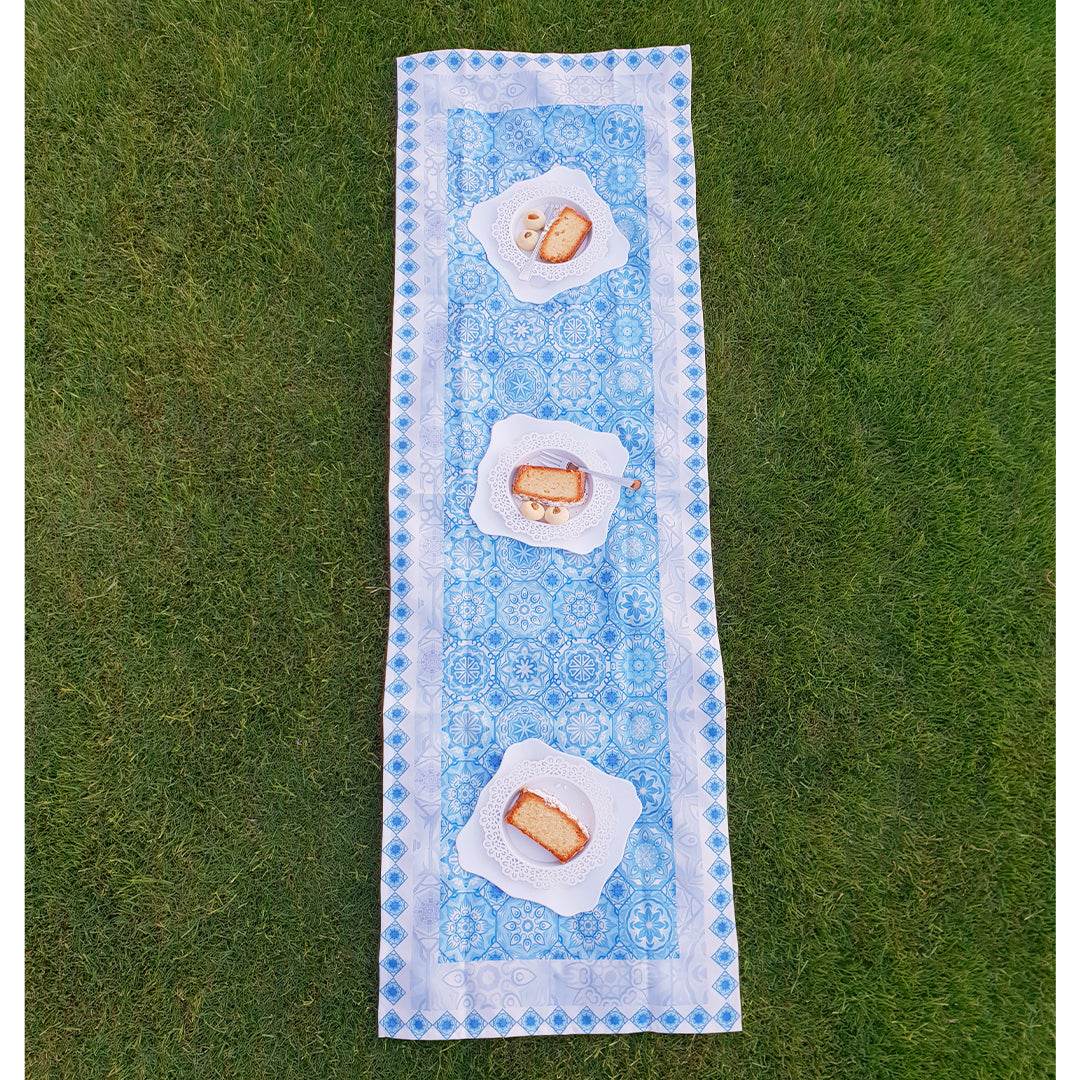 Light blue Runner