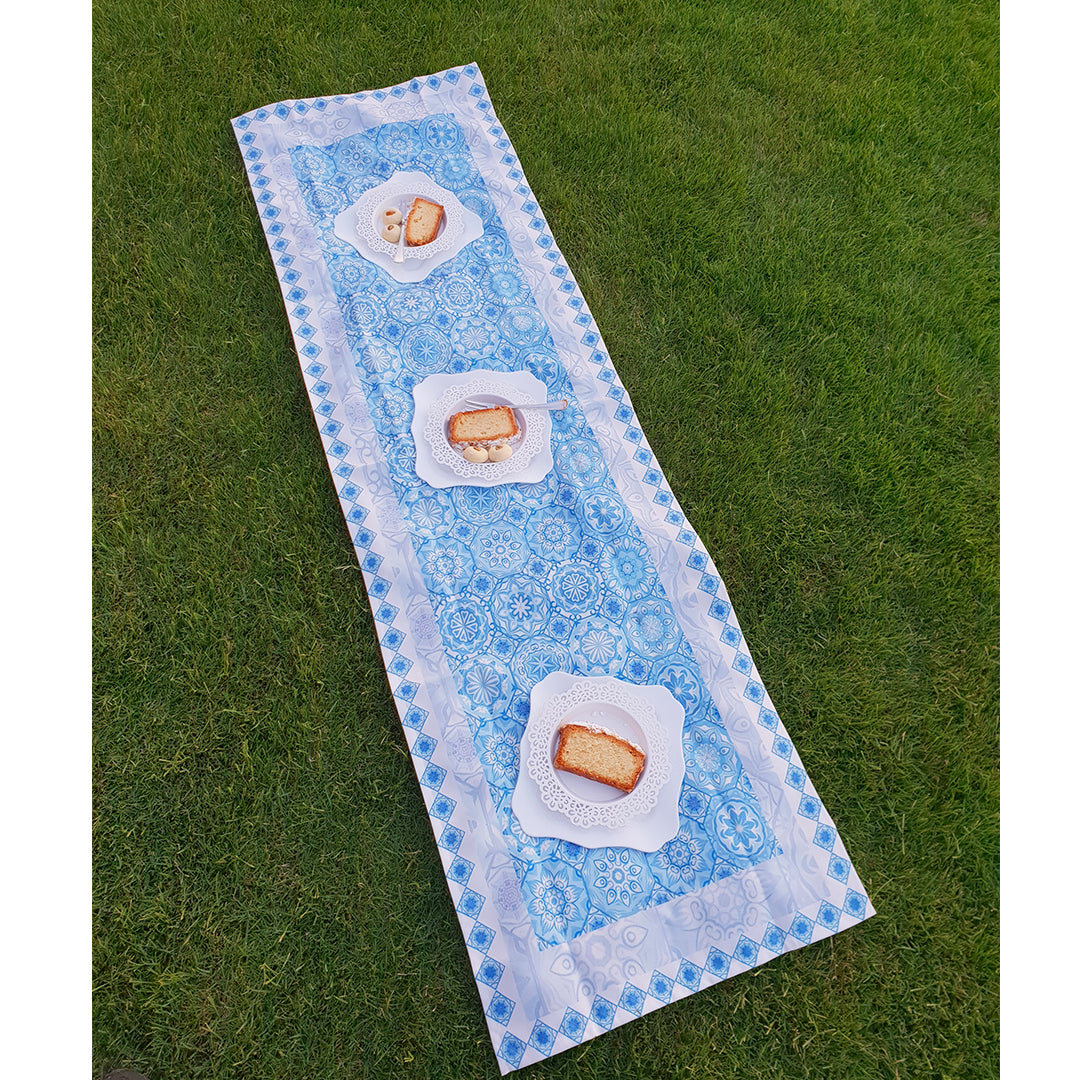 Light blue Runner