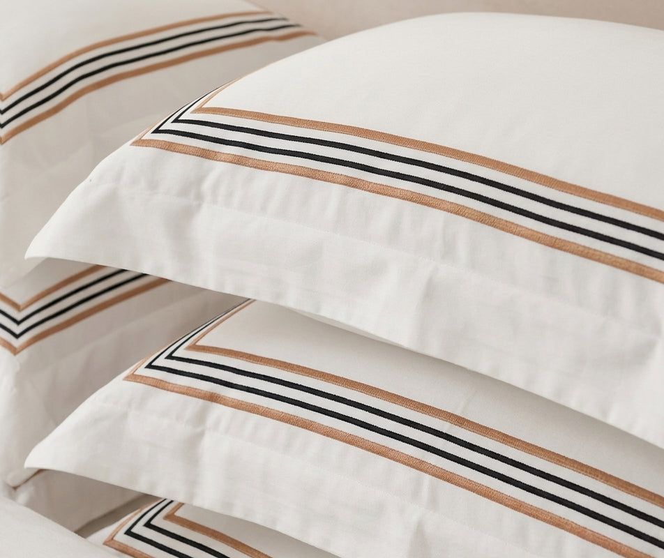 Embroidered 4 frames Upper sheet+2 pillow cases