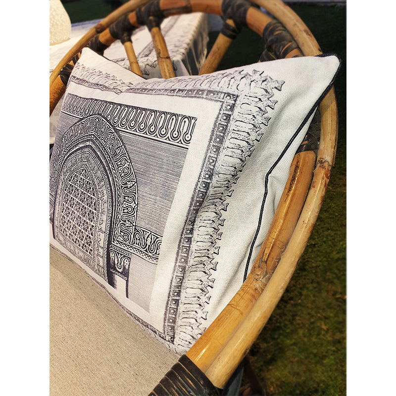 Ibn Toulon Rectangular Cushion