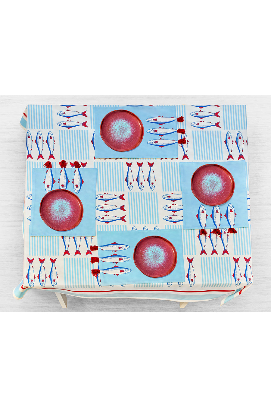 Sardines Tablecloth with Placemates OFFER