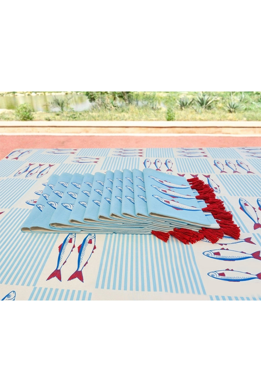 Sardines Tablecloth with Placemates OFFER