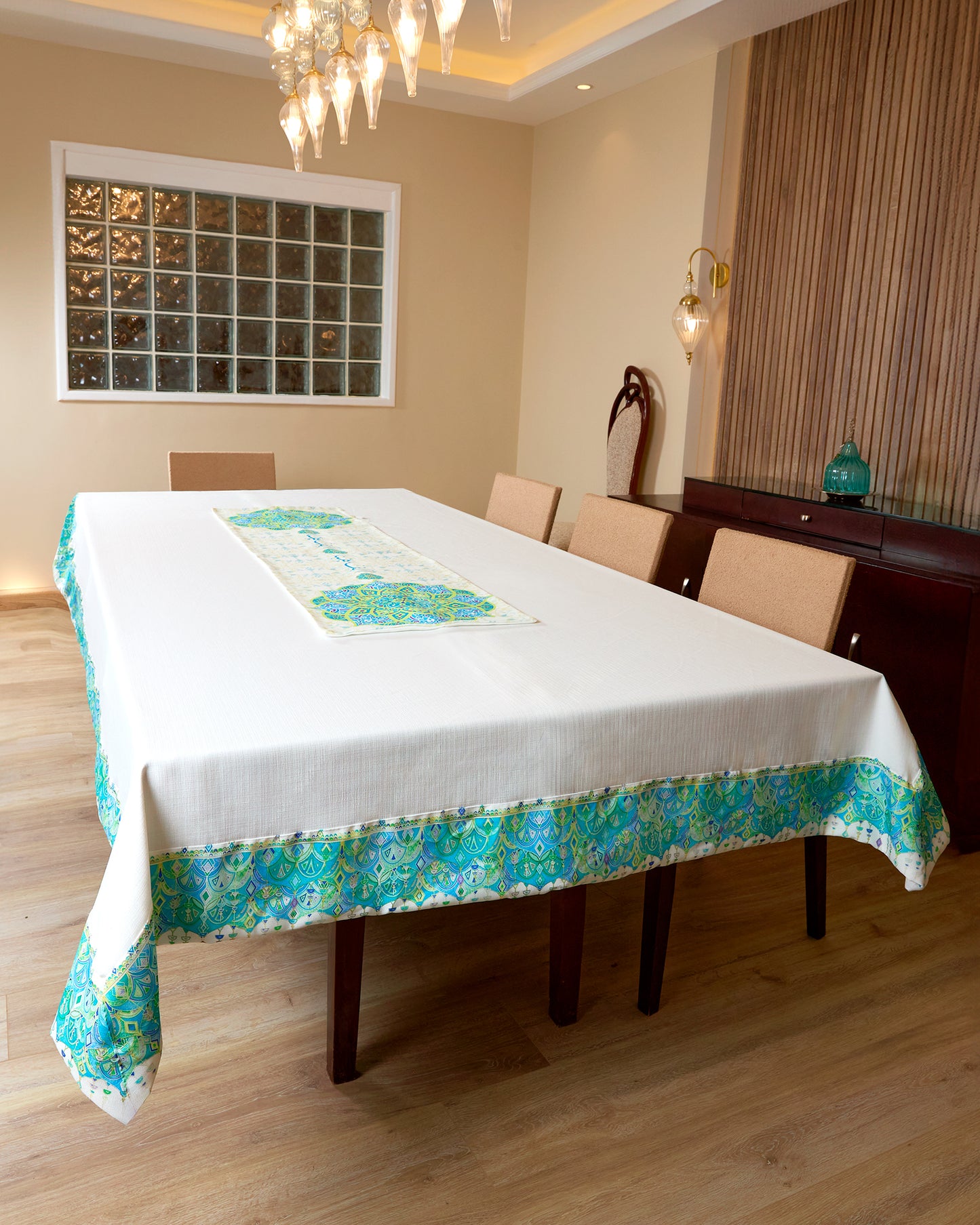 Mint border Tablecloth