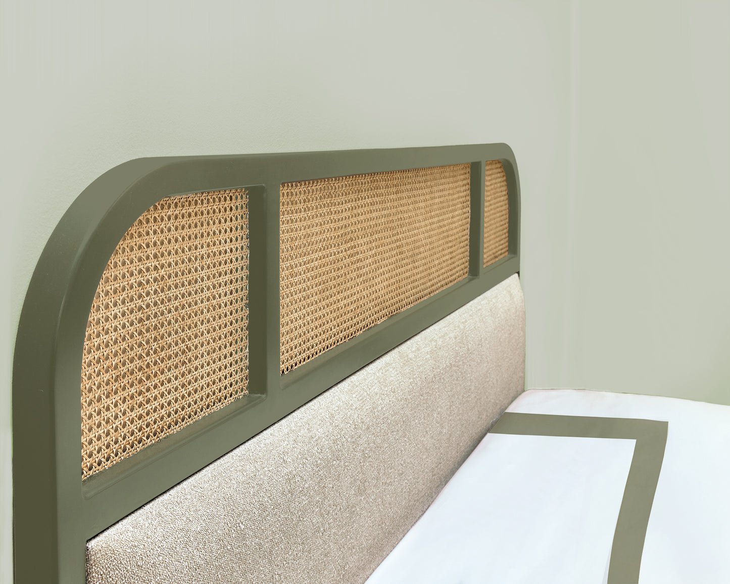 Olive Cane x solid wood Full Bed