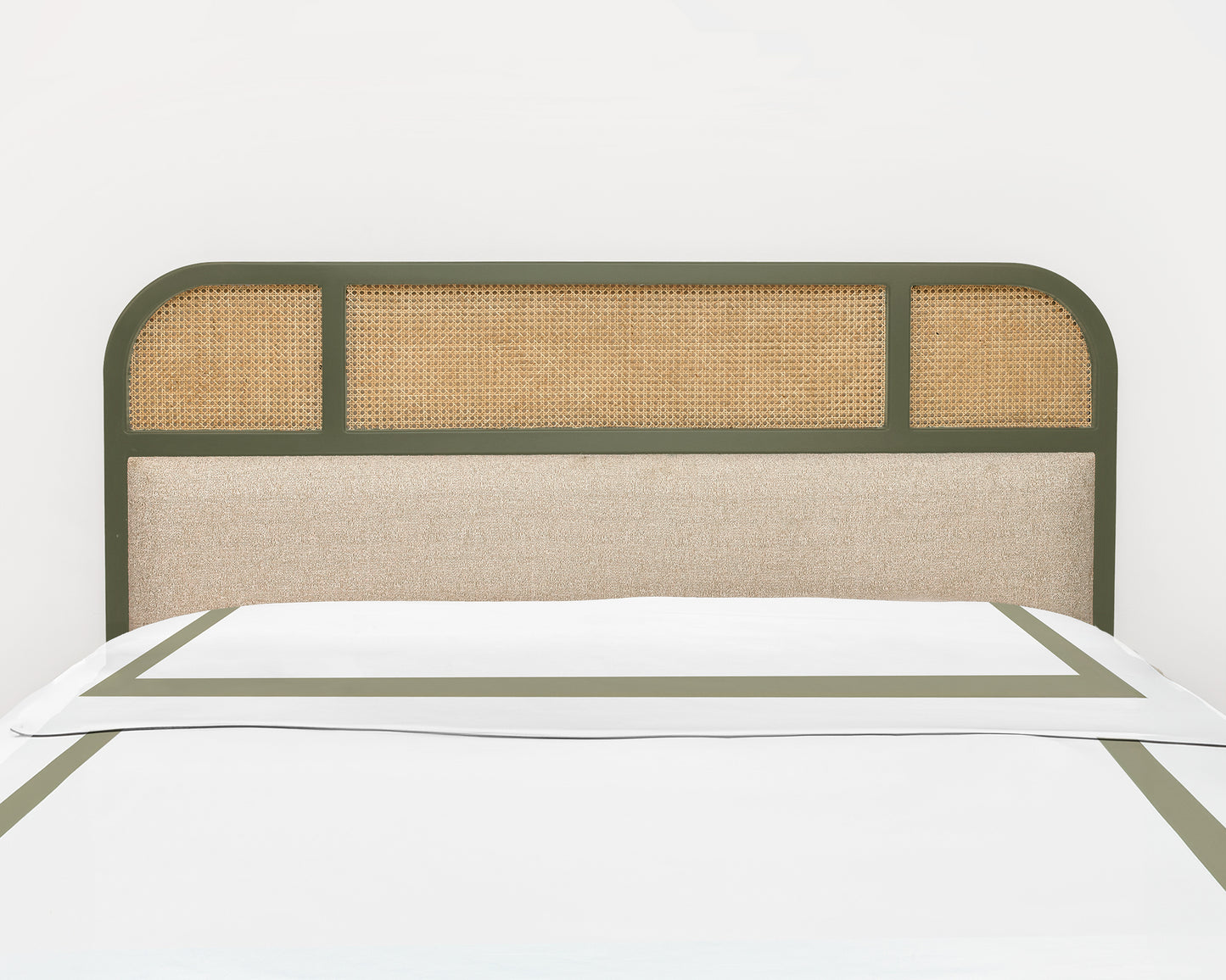 Olive Cane x solid wood Full Bed