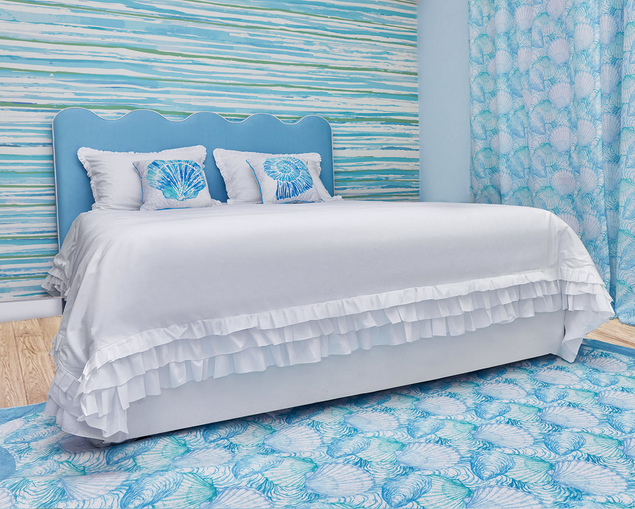 White wavy Ruffles Duvet Cover