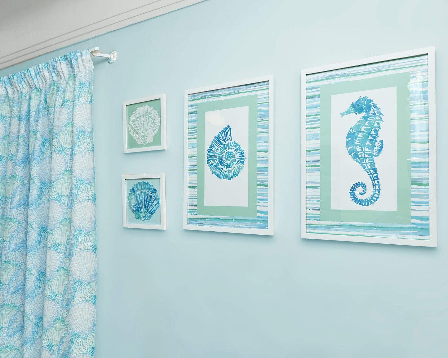 Wavy Blue seashells Frame Artwork.