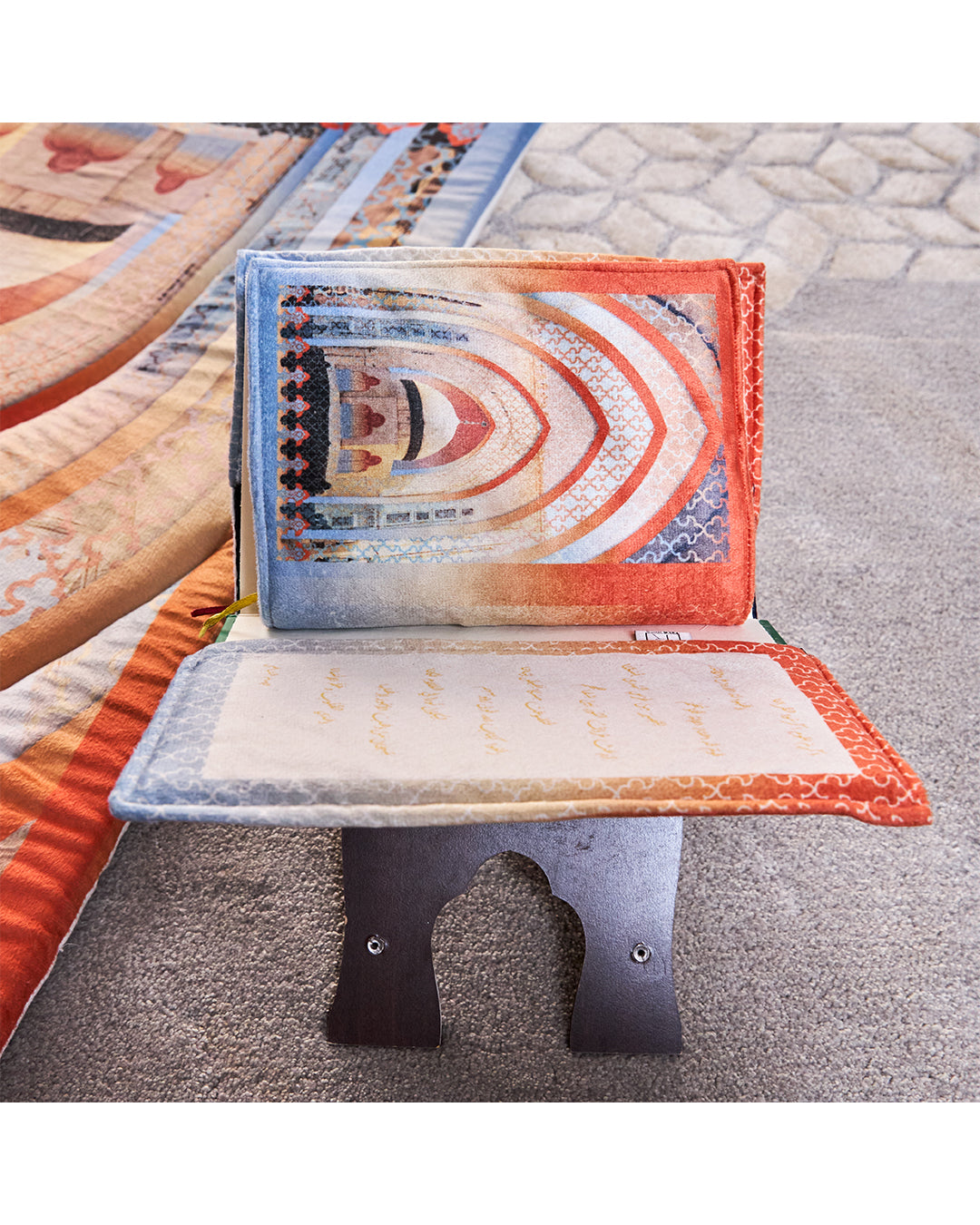 Sultan Hassan Full praying set