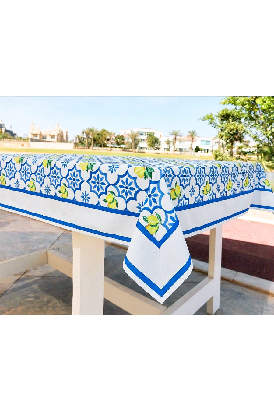 Lemon Tablecloth with Placemates OFFER