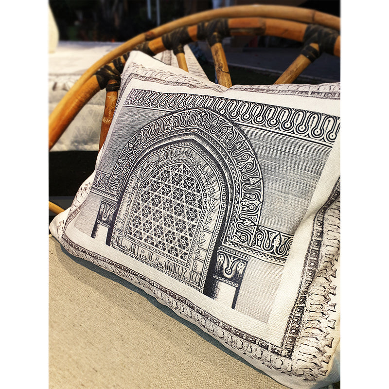 Ibn Toulon Rectangular Cushion