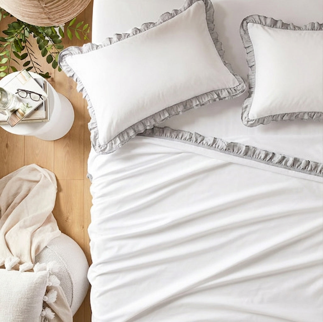 Ruffles Upper sheet+2 pillow cases