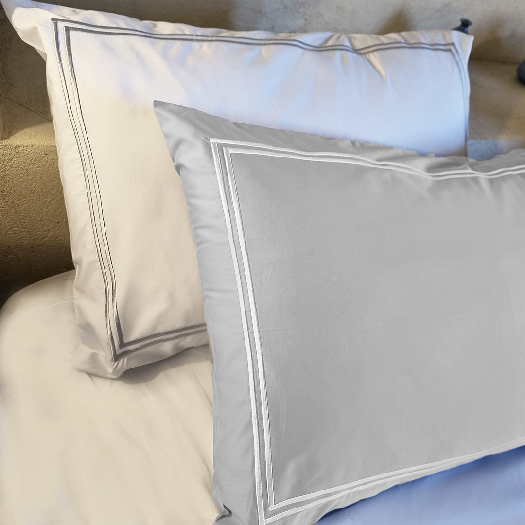 Embroidered 2 frames Full Bed set