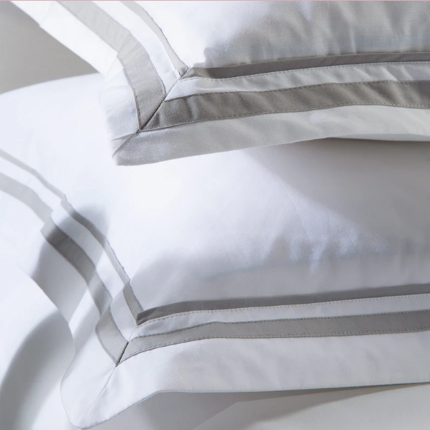 Borders Upper sheet+2 pillow cases