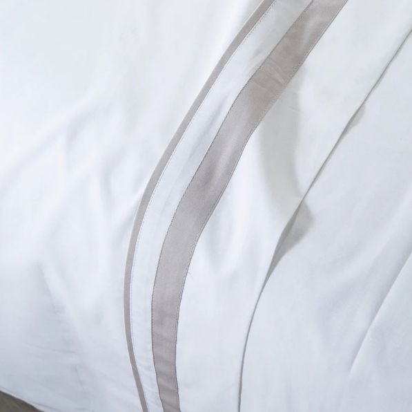 Borders Upper sheet+2 pillow cases