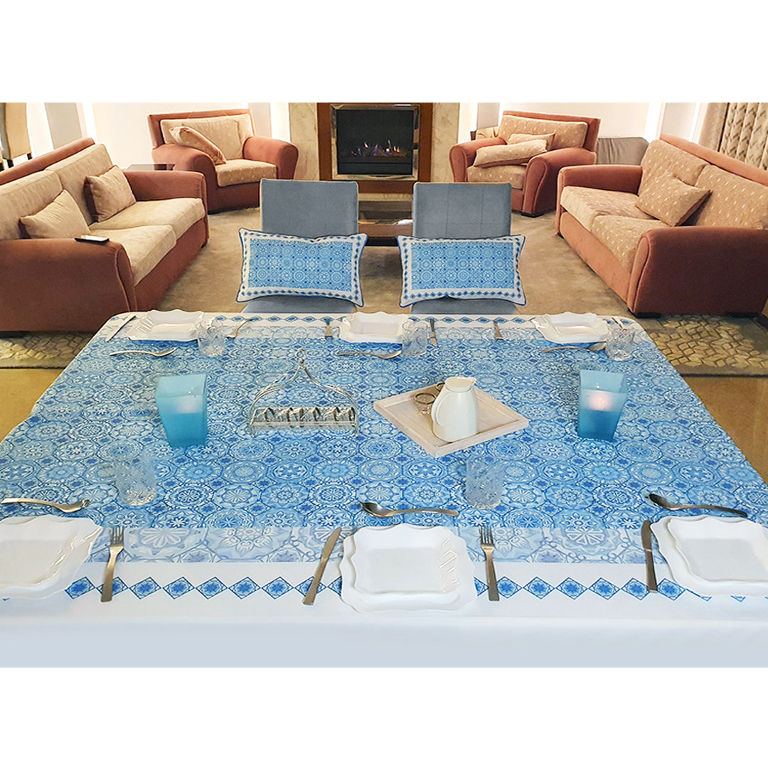 Light blue Rectangular Table cloth