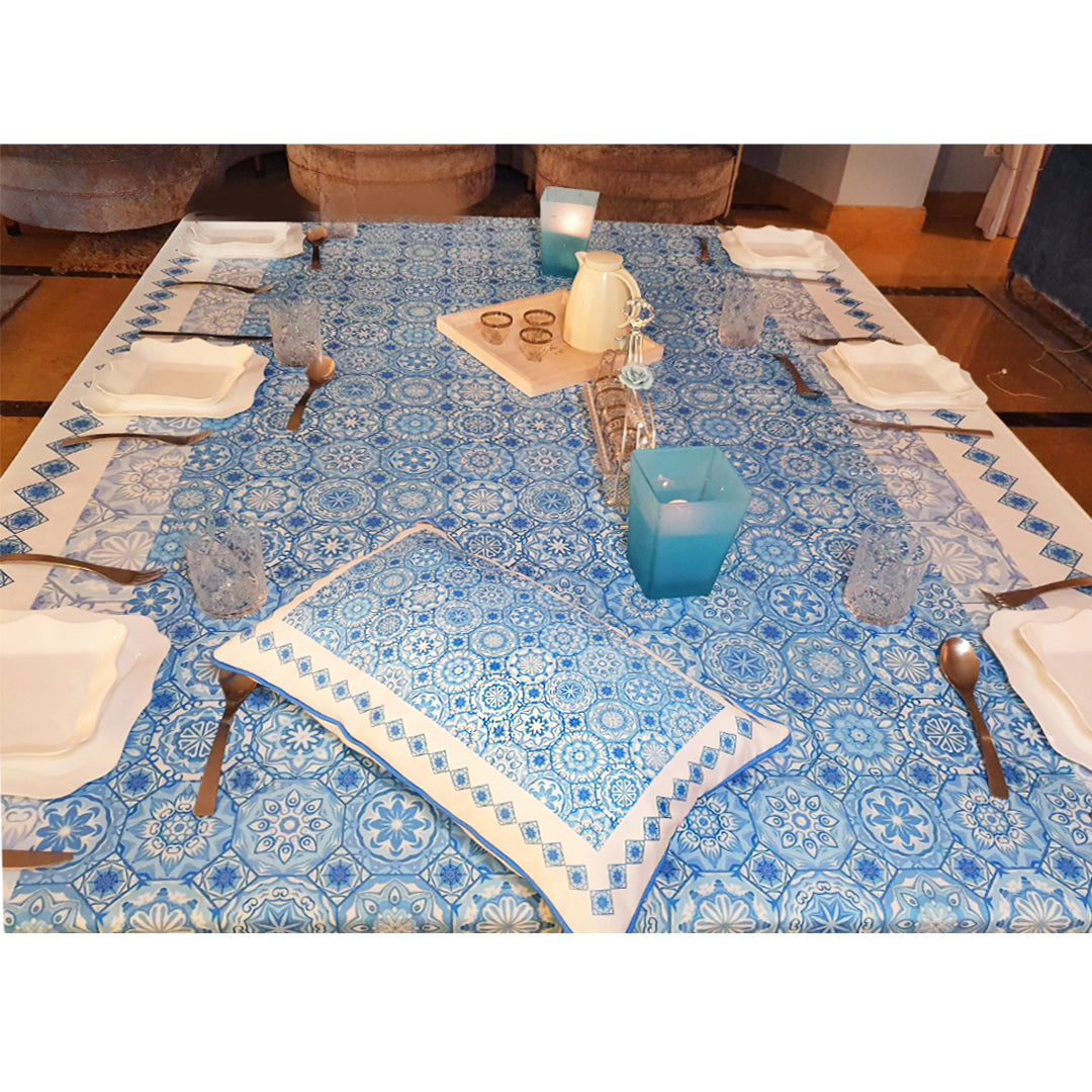 Light blue Rectangular Table cloth