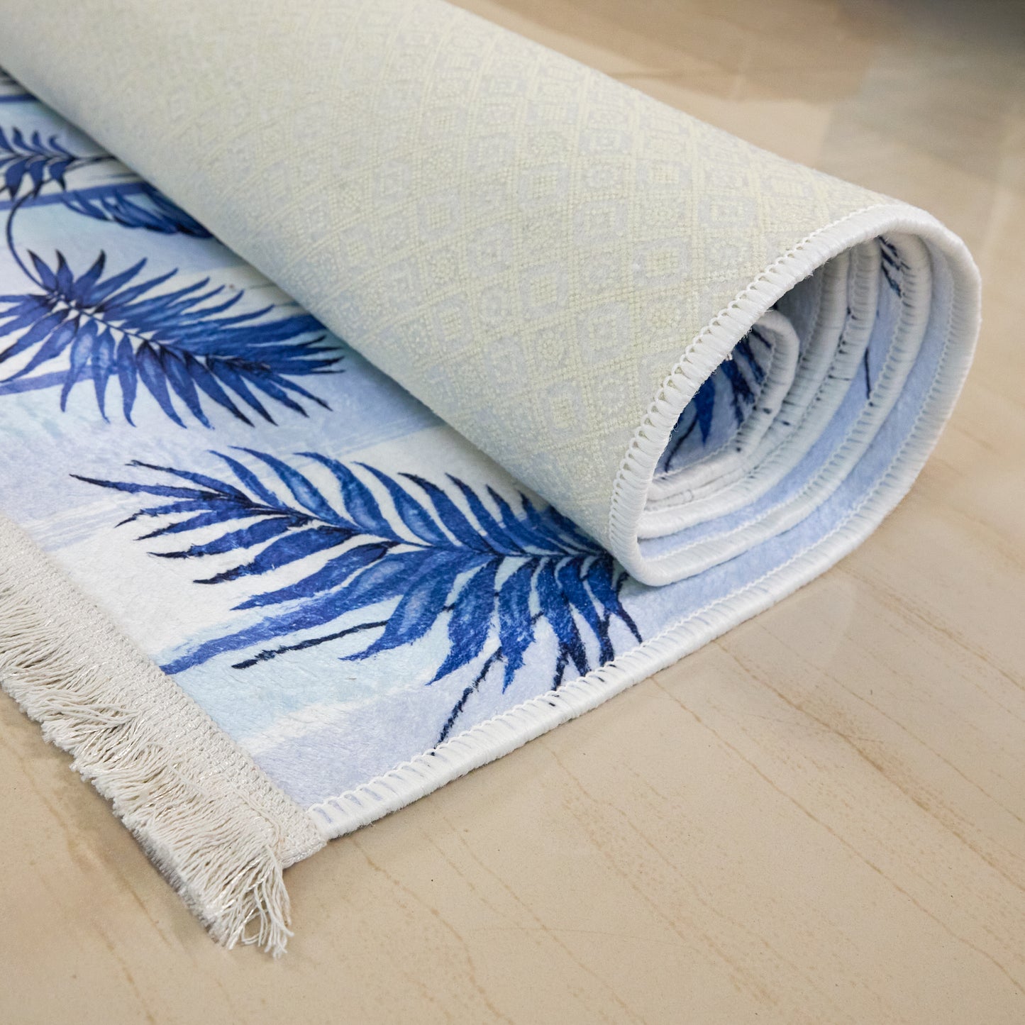 Blue wavy Leaves Carpet