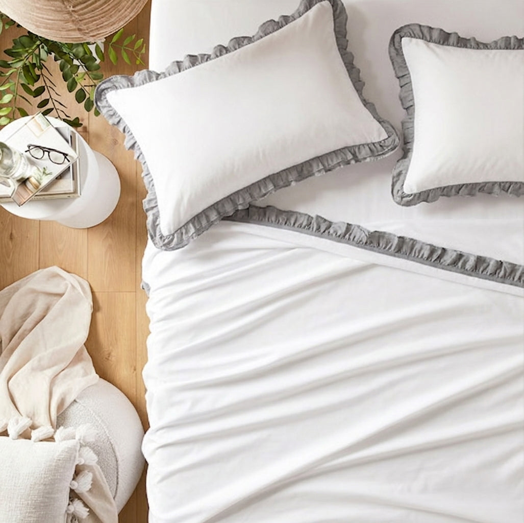 Ruffles Upper sheet+2 pillow cases