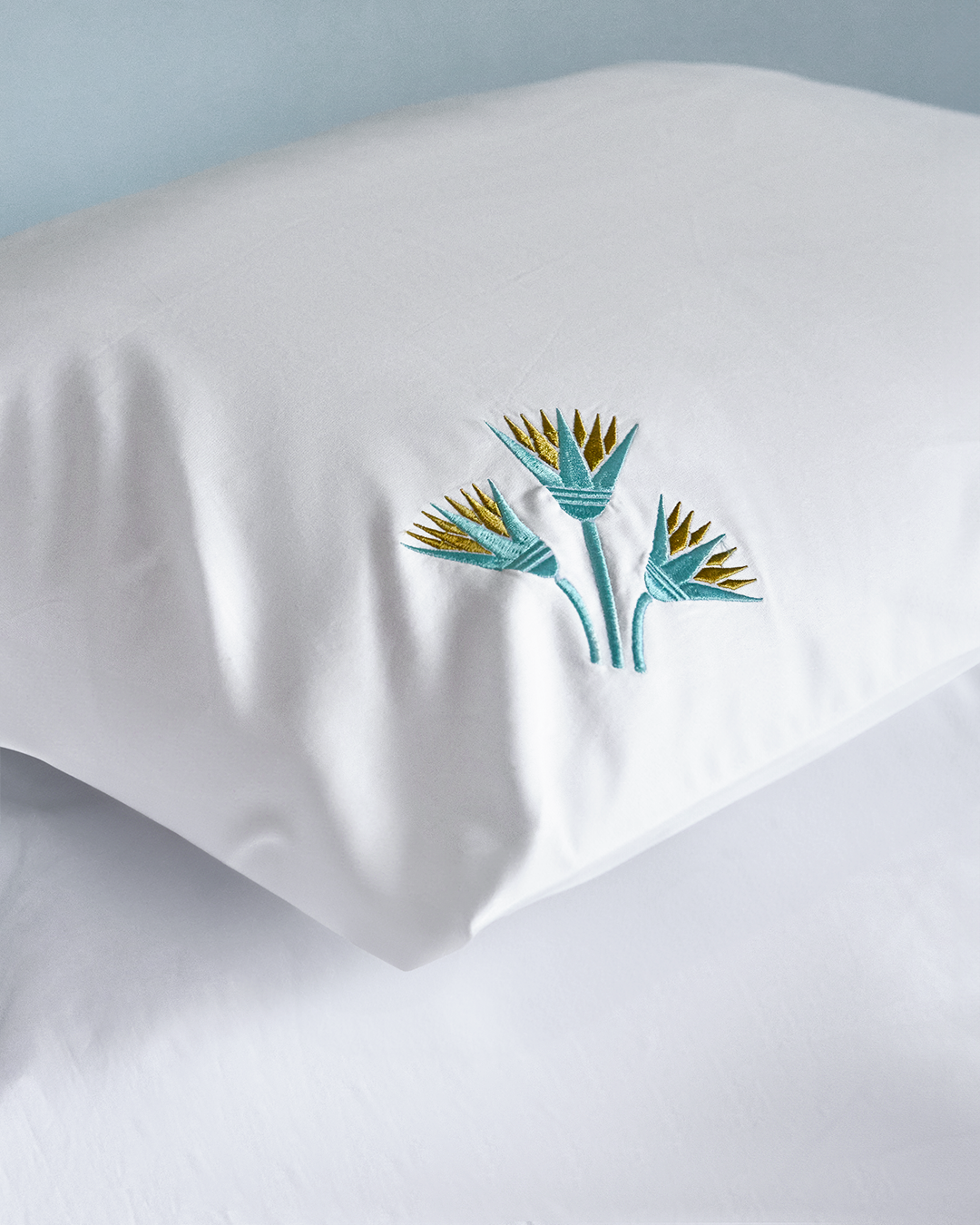 All embroidered set Offer