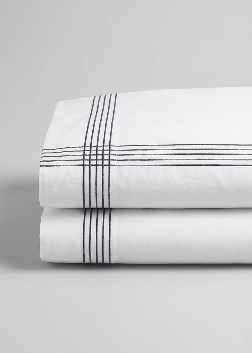 Checked embroidered Duvet cover+2 pillow cases